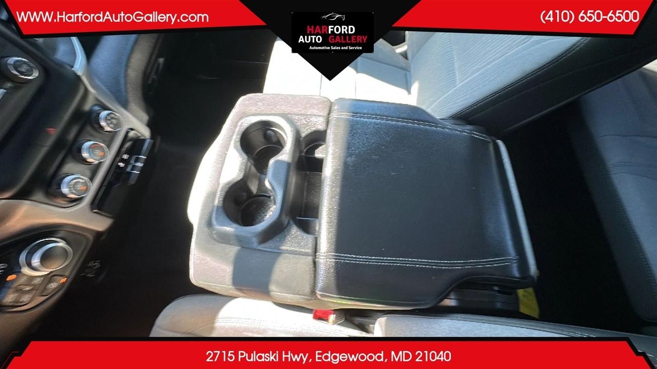 RAM 1500 Big Horn 4x4 Crew Cab 5'7" Box 2021
