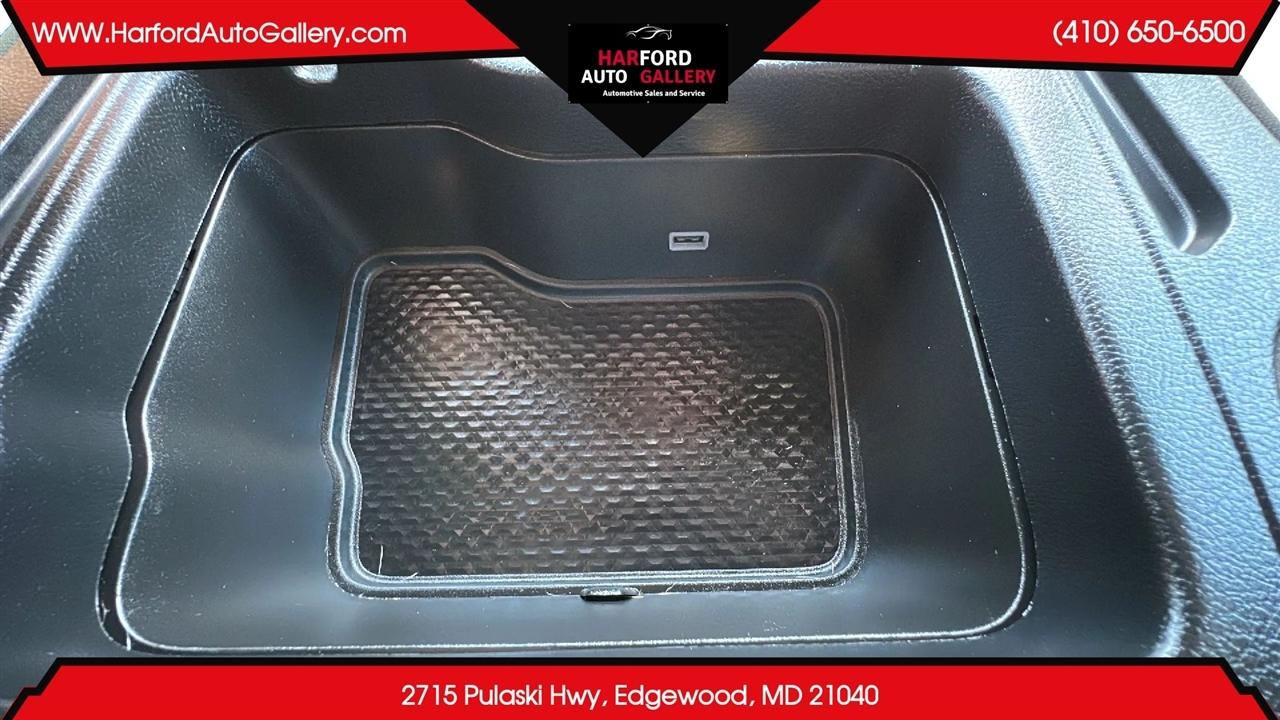 RAM 1500 Big Horn 4x4 Crew Cab 5'7" Box 2021
