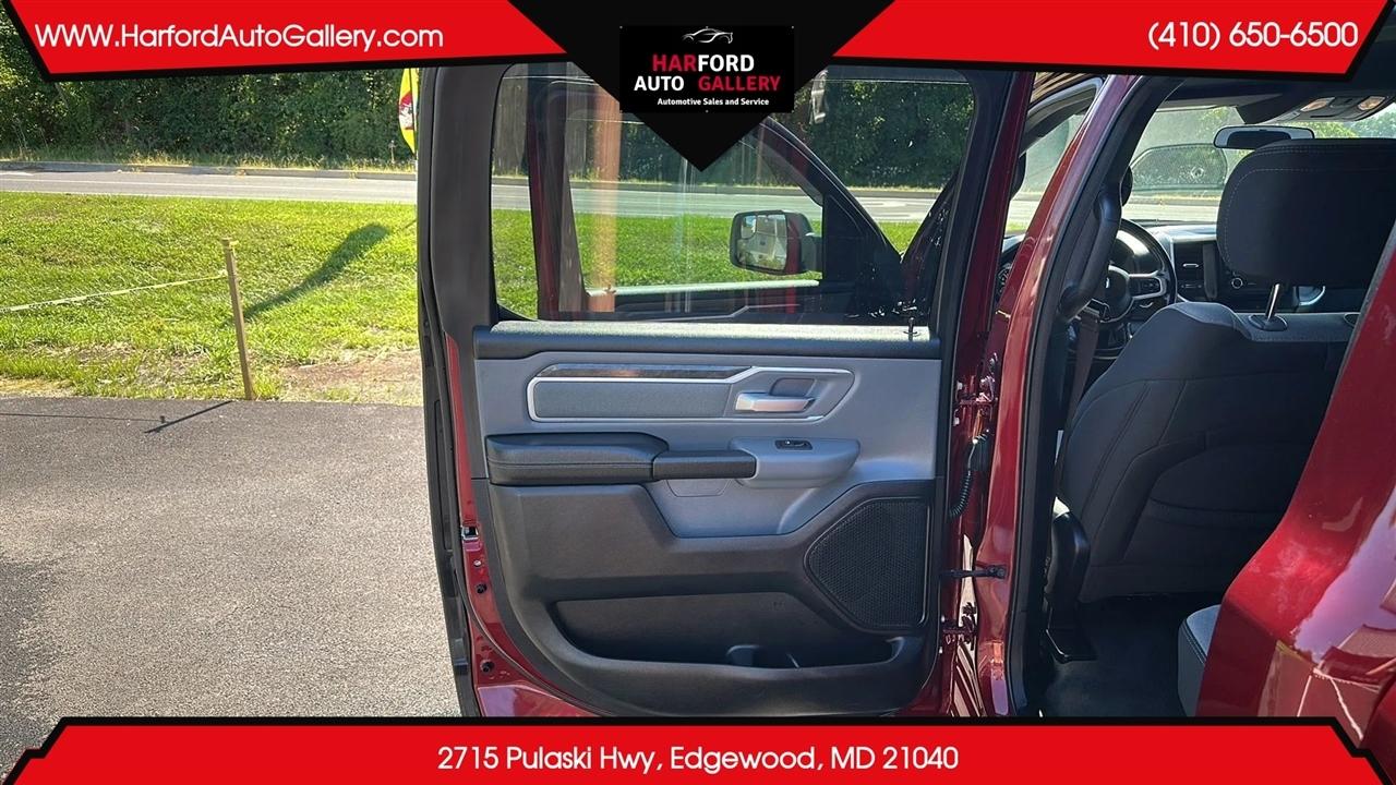 RAM 1500 Big Horn 4x4 Crew Cab 5'7" Box 2021