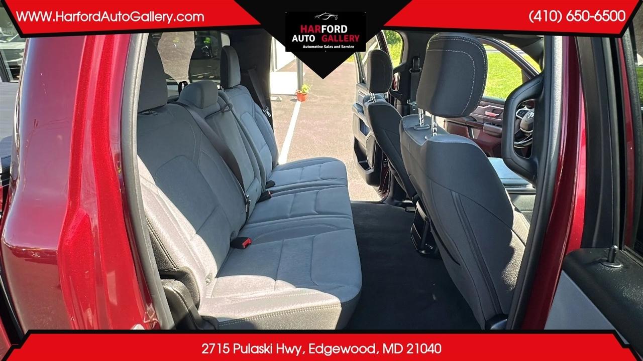 RAM 1500 Big Horn 4x4 Crew Cab 5'7" Box 2021
