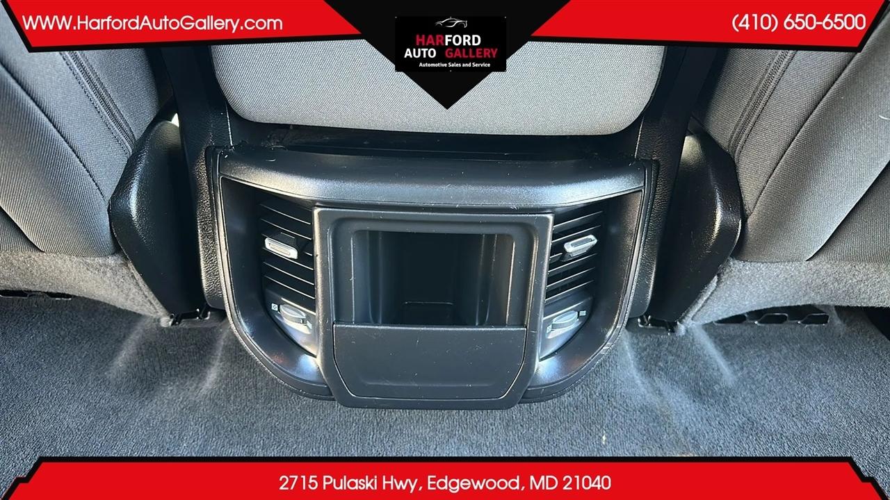 RAM 1500 Big Horn 4x4 Crew Cab 5'7" Box 2021