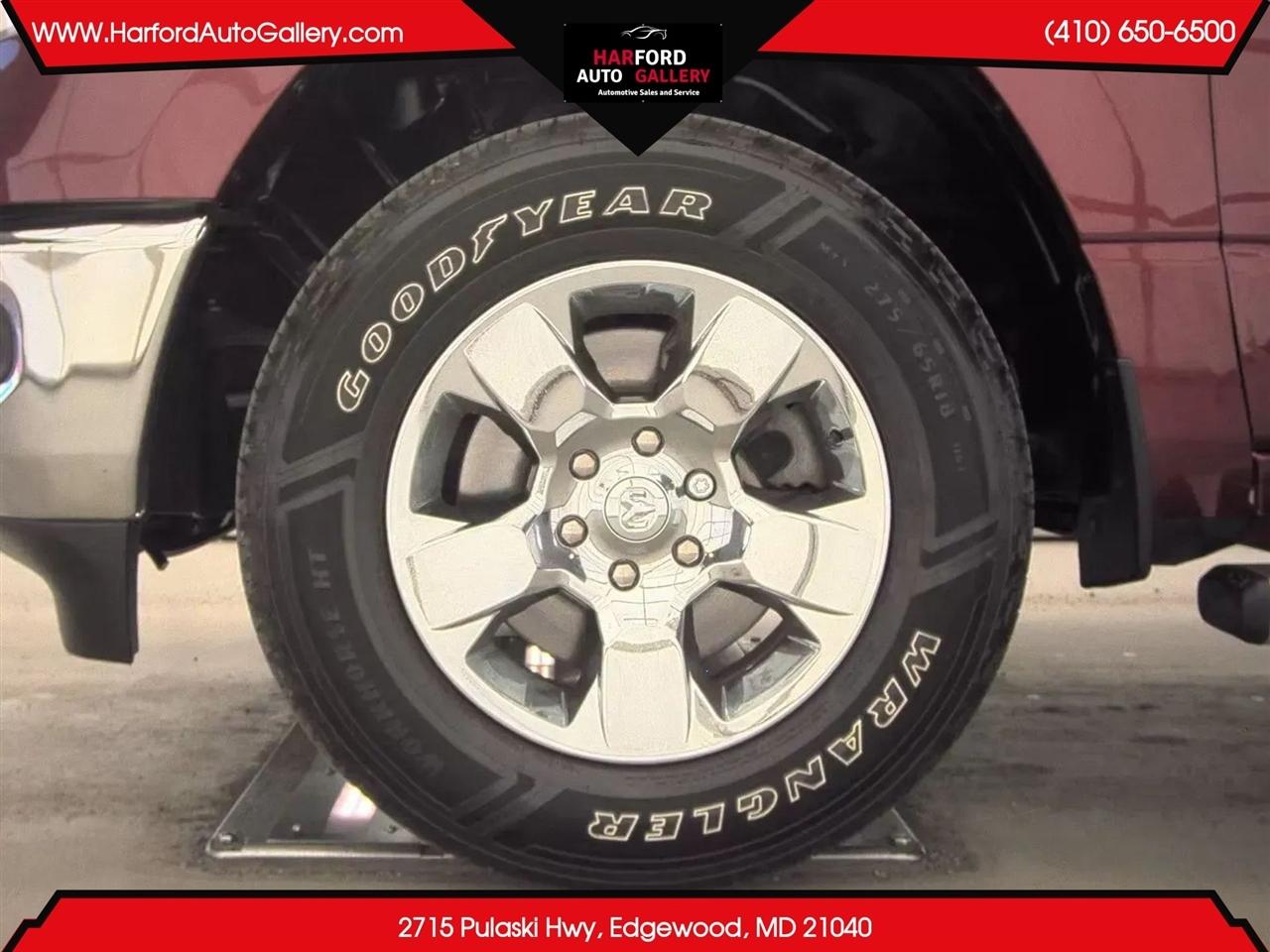 RAM 1500 Big Horn 4x4 Crew Cab 5'7" Box 2021