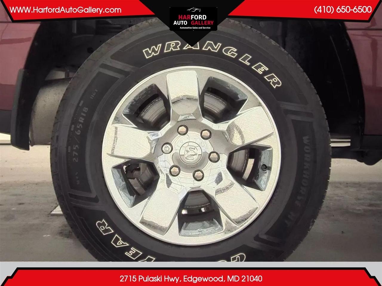 RAM 1500 Big Horn 4x4 Crew Cab 5'7" Box 2021