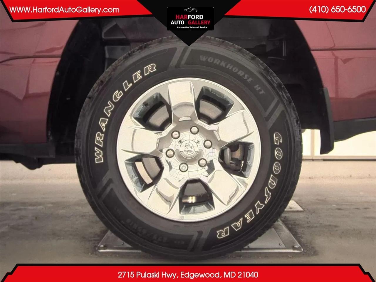 RAM 1500 Big Horn 4x4 Crew Cab 5'7" Box 2021