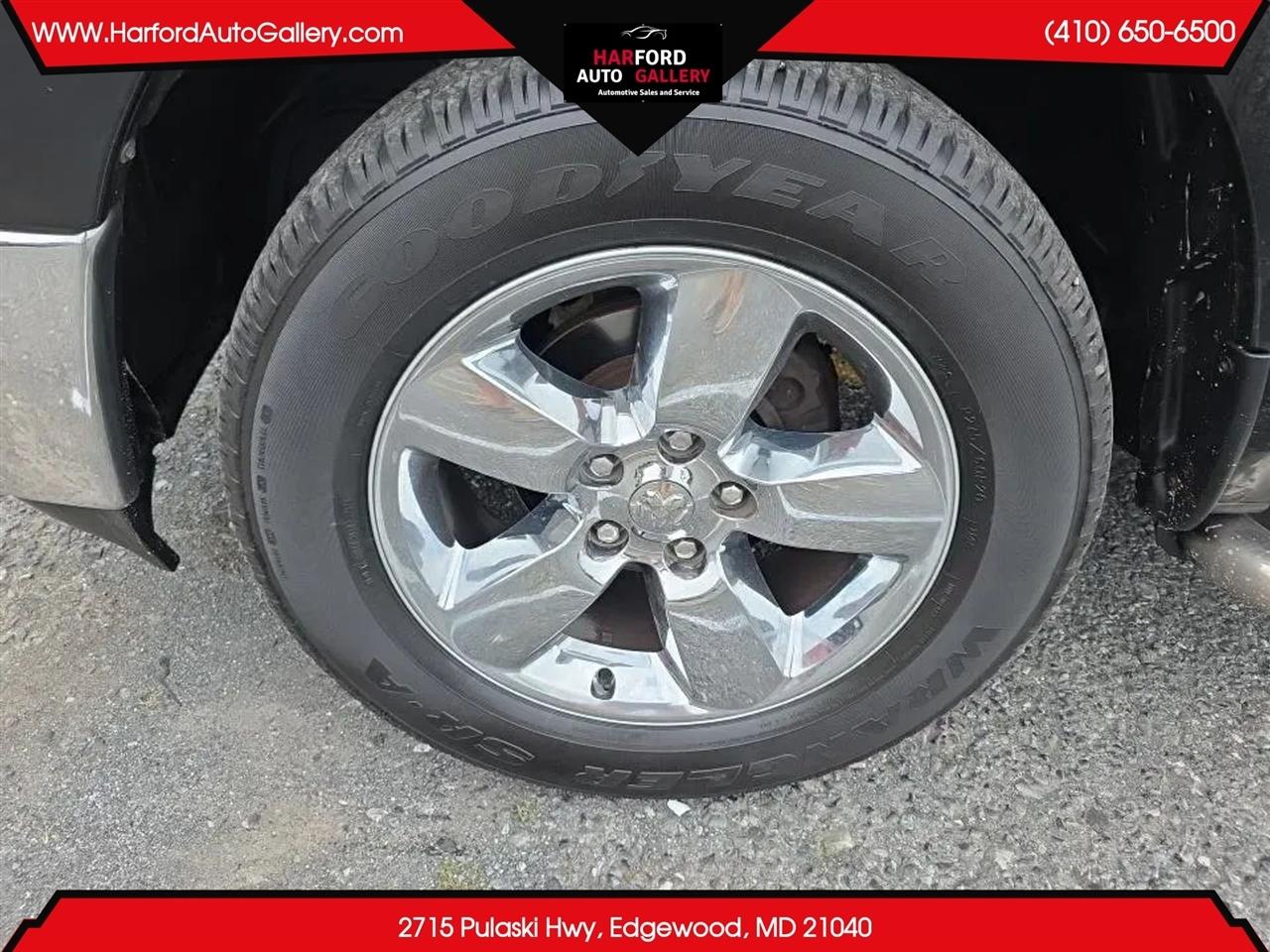 RAM 1500 4WD Quad Cab 140.5" SLT 2014