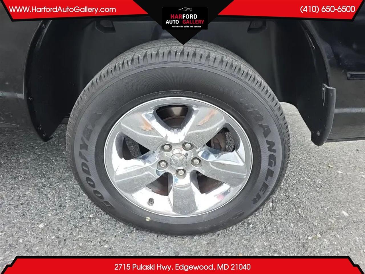 RAM 1500 4WD Quad Cab 140.5" SLT 2014