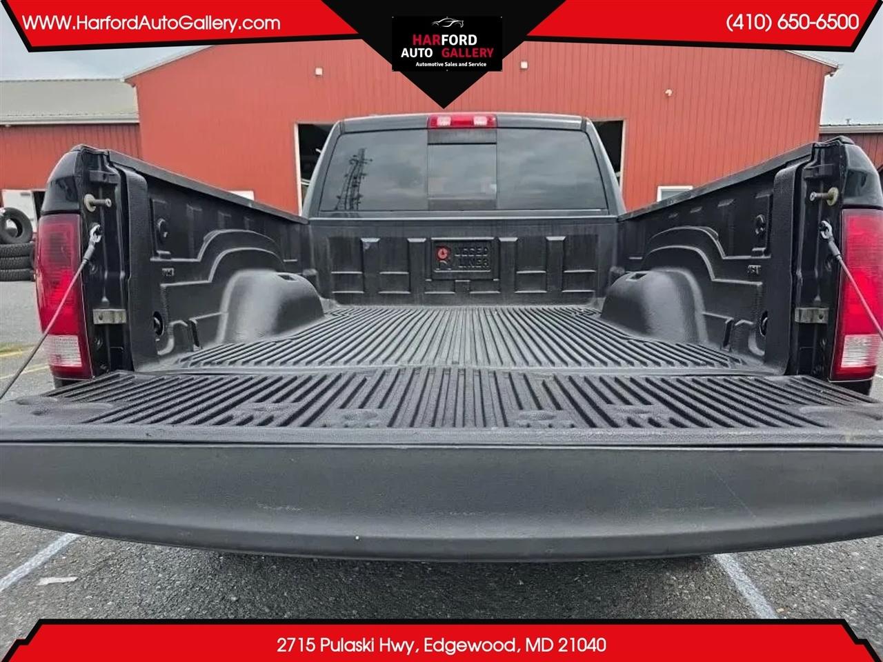 RAM 1500 4WD Quad Cab 140.5" SLT 2014