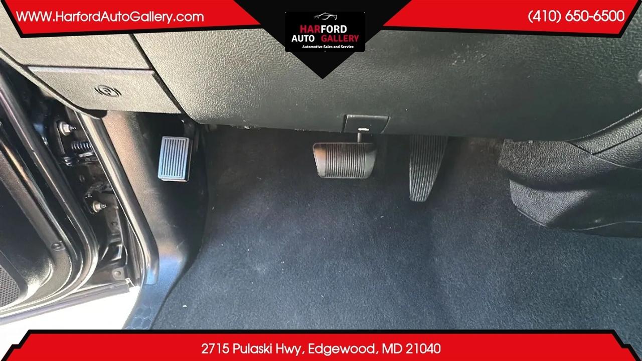 RAM 1500 4WD Quad Cab 140.5" SLT 2014