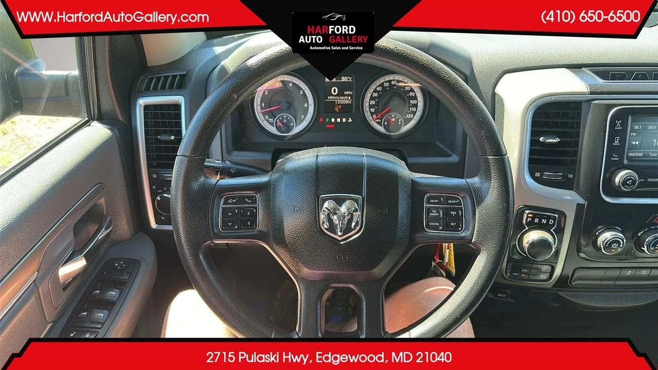 RAM 1500 4WD Quad Cab 140.5" SLT 2014