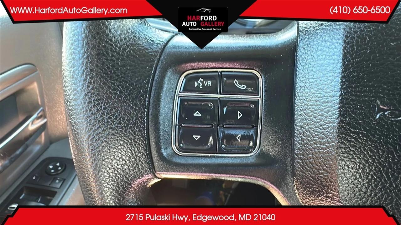 RAM 1500 4WD Quad Cab 140.5" SLT 2014