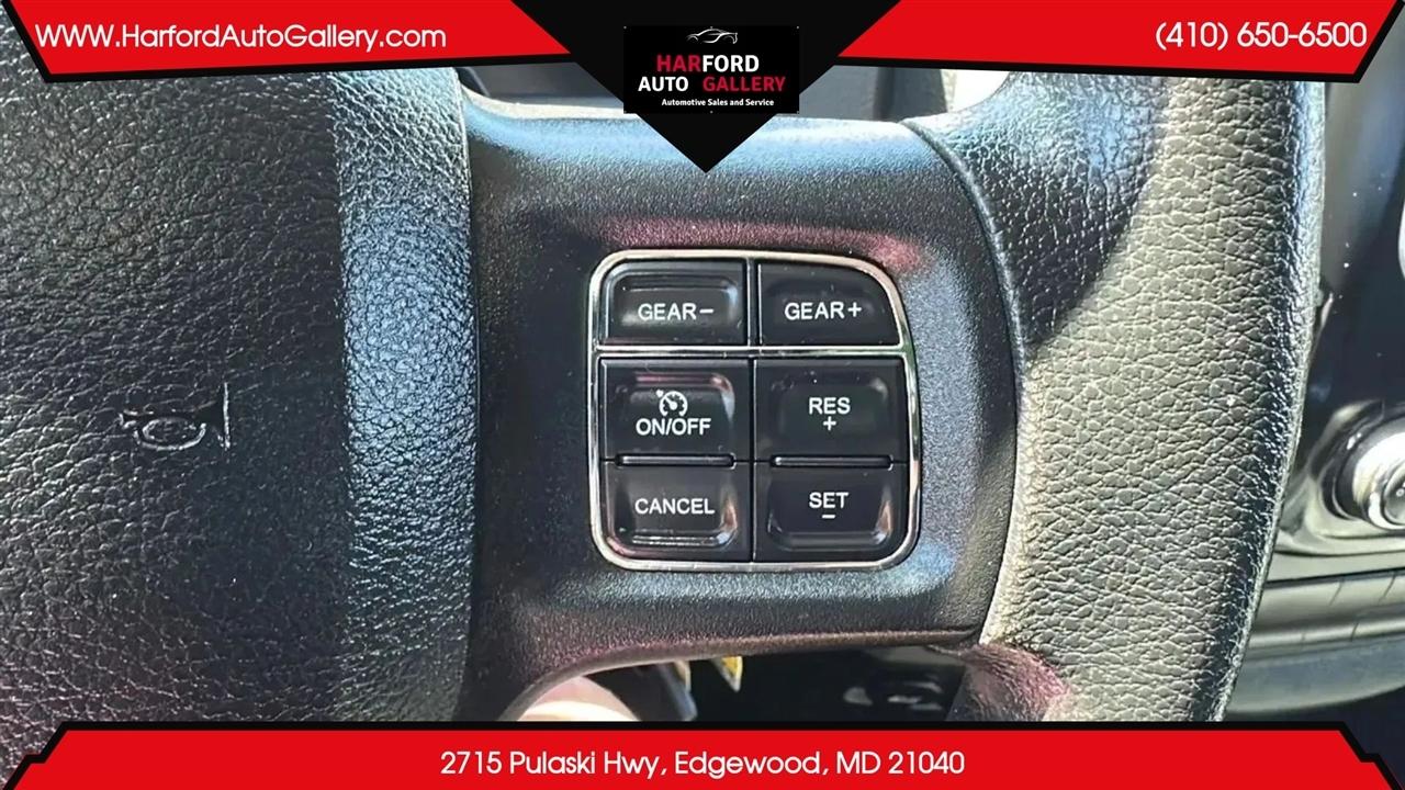 RAM 1500 4WD Quad Cab 140.5" SLT 2014