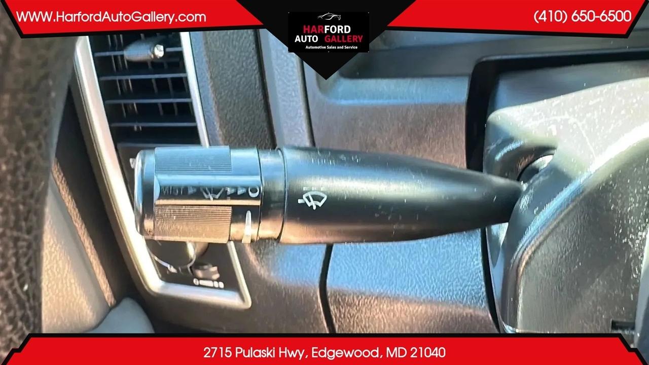 RAM 1500 4WD Quad Cab 140.5" SLT 2014