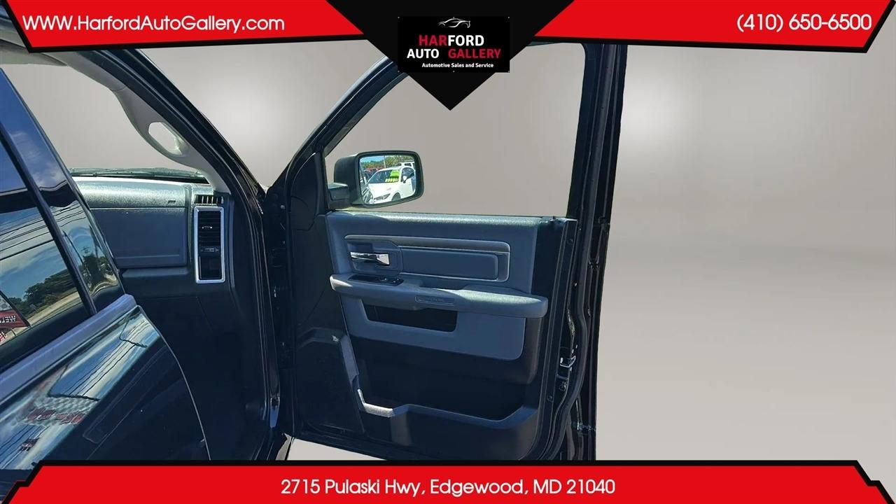 RAM 1500 4WD Quad Cab 140.5" SLT 2014