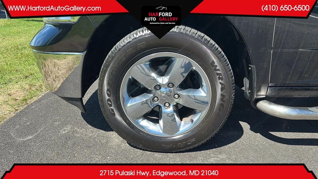 RAM 1500 4WD Quad Cab 140.5" SLT 2014
