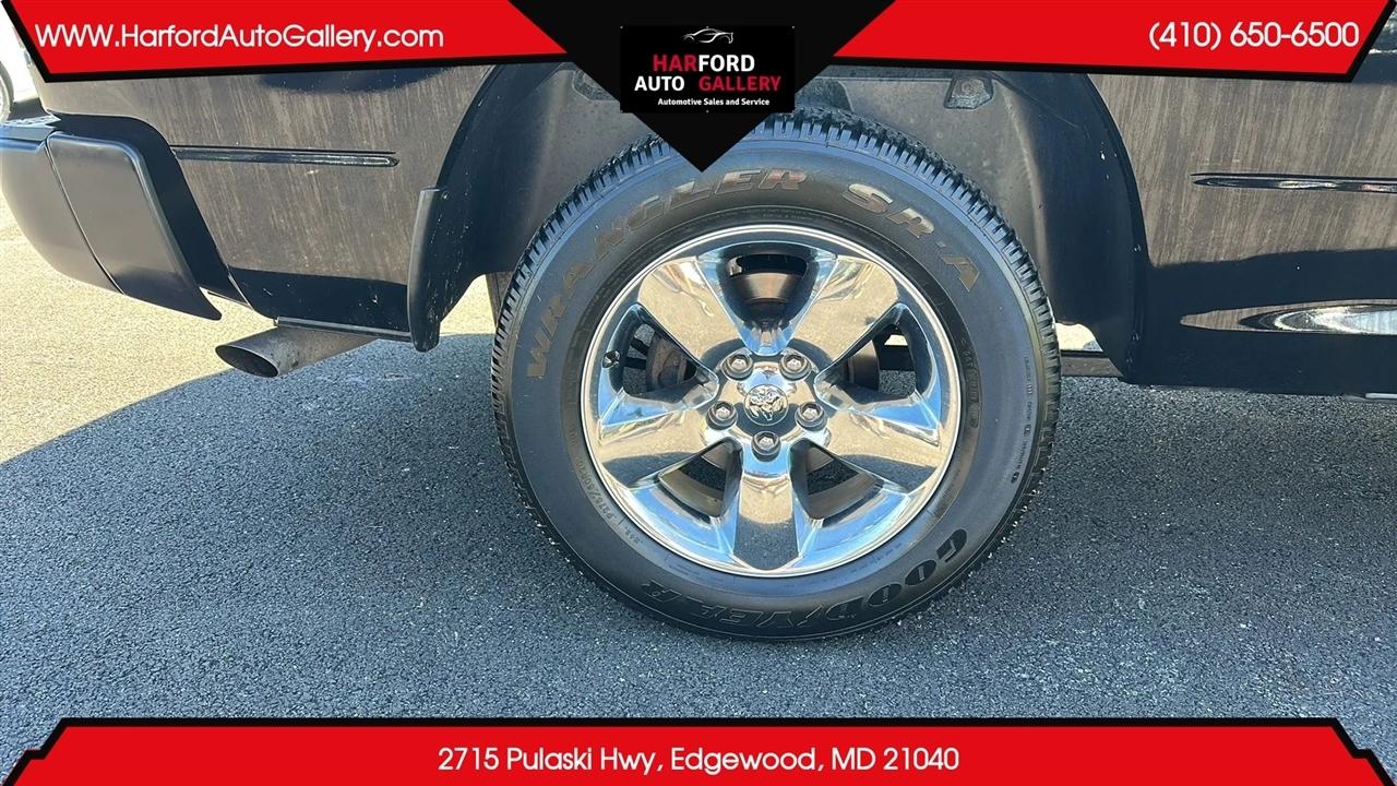 RAM 1500 4WD Quad Cab 140.5" SLT 2014