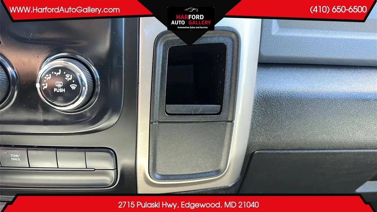 RAM 1500 4WD Quad Cab 140.5" SLT 2014