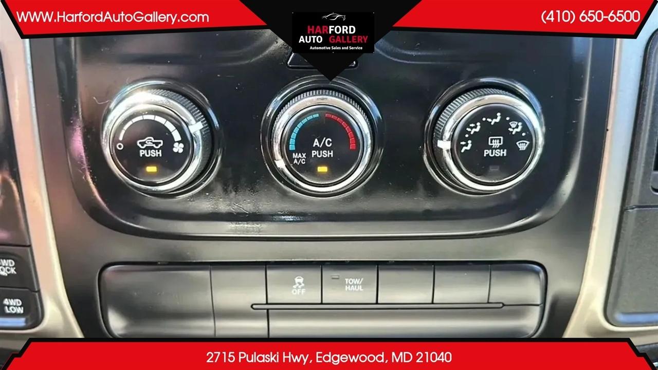 RAM 1500 4WD Quad Cab 140.5" SLT 2014