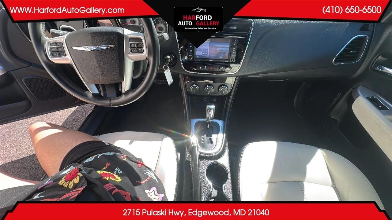 Chrysler 200 2dr Conv Limited 2013
