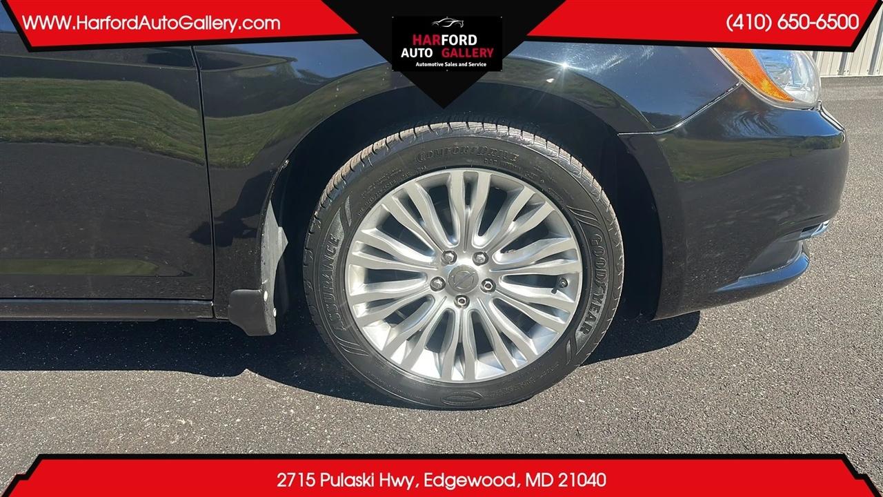 Chrysler 200 2dr Conv Limited 2013