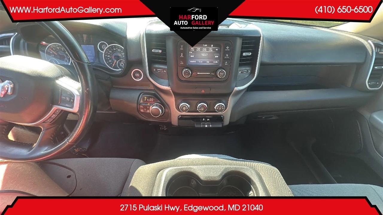 RAM 1500 Big Horn 4x4 Quad Cab 6'4" Box 2020