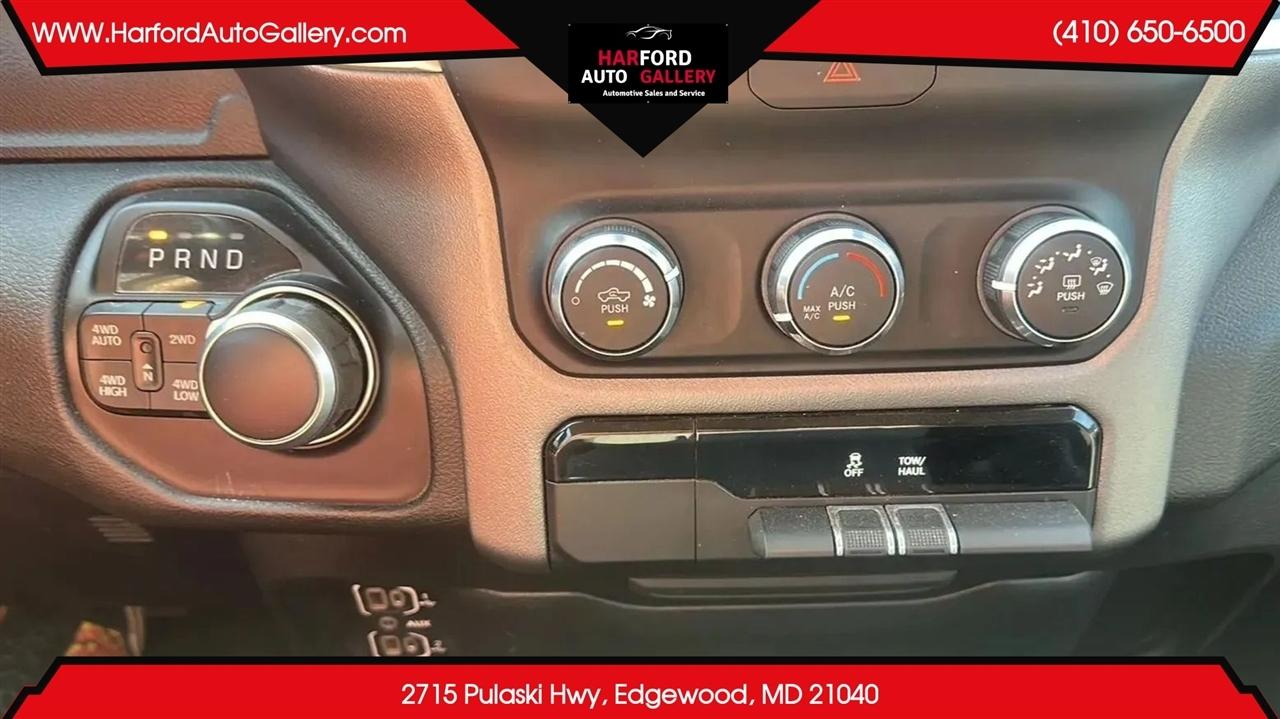 RAM 1500 Big Horn 4x4 Quad Cab 6'4" Box 2020