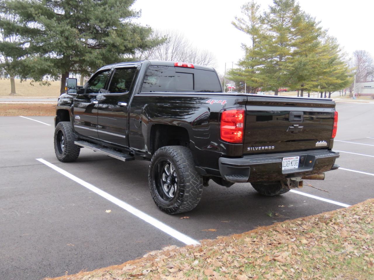 Chevrolet Silverado 2500HD High Country Crew Cab Short Box 4WD 2016