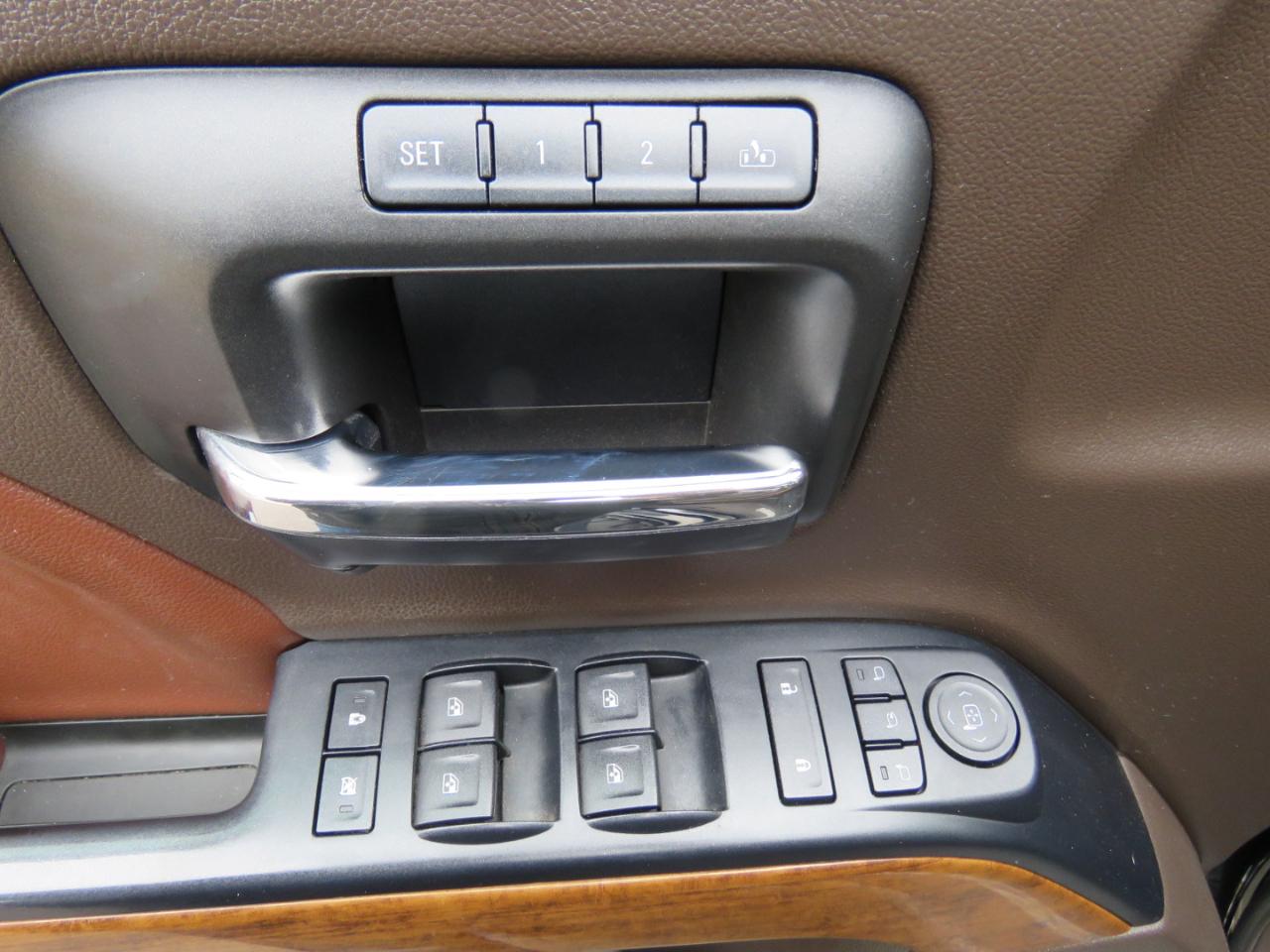 Chevrolet Silverado 2500HD High Country Crew Cab Short Box 4WD 2016