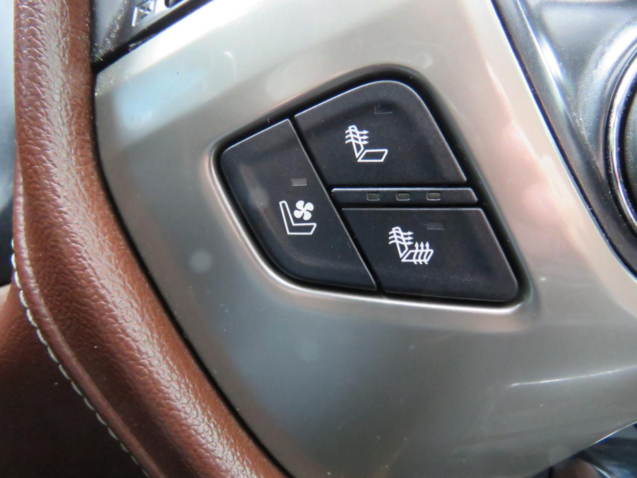 Chevrolet Silverado 2500HD High Country Crew Cab Short Box 4WD 2016