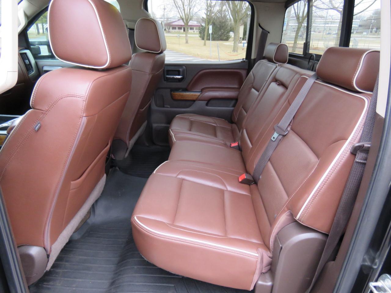 Chevrolet Silverado 2500HD High Country Crew Cab Short Box 4WD 2016