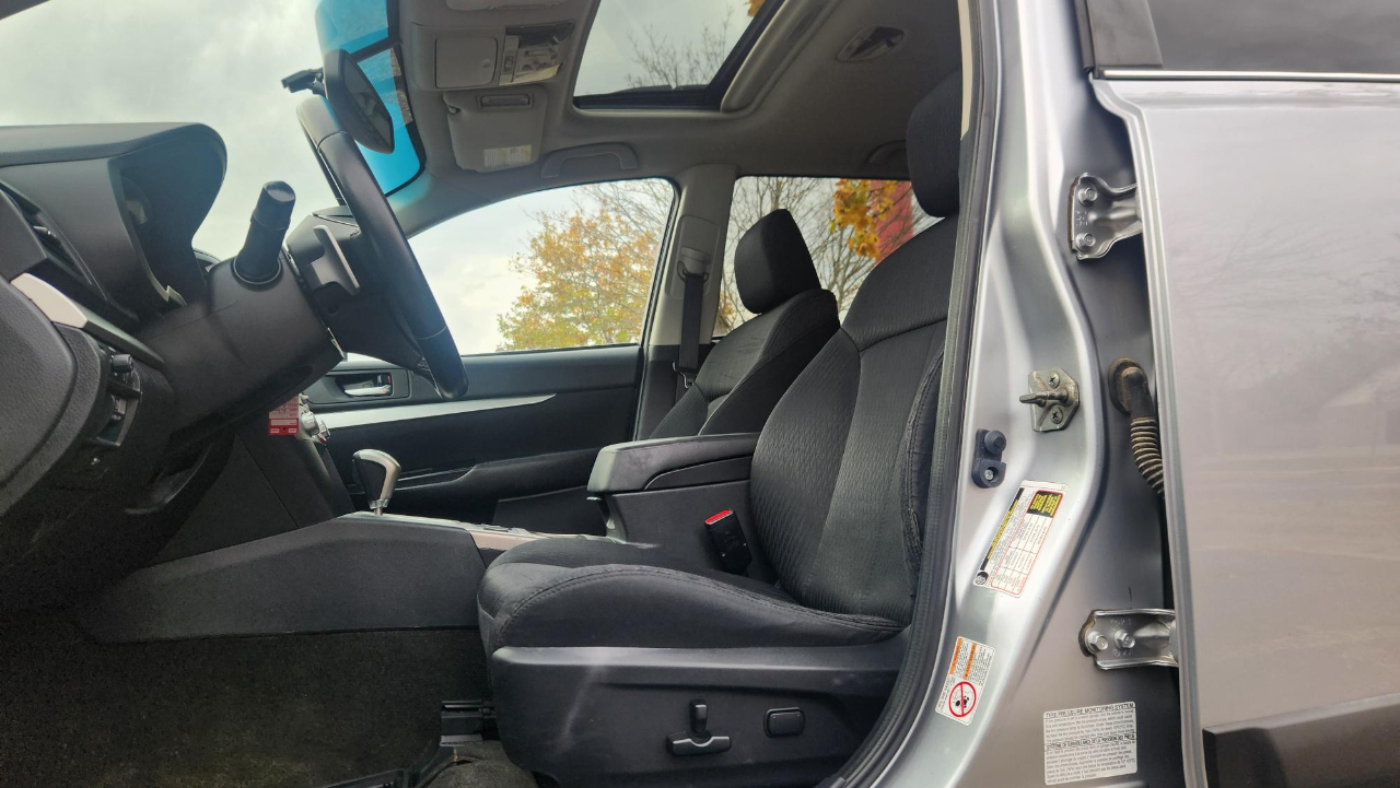 Subaru Outback 2.5i Premium 2012