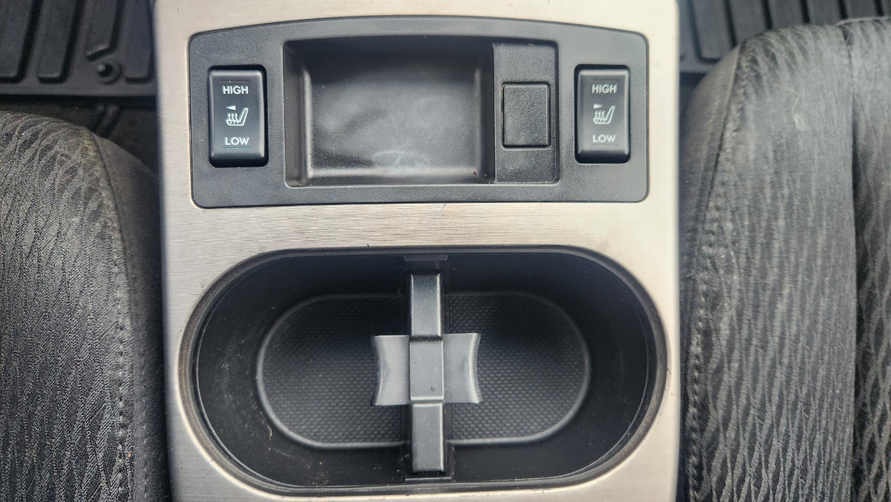 Subaru Outback 2.5i Premium 2012