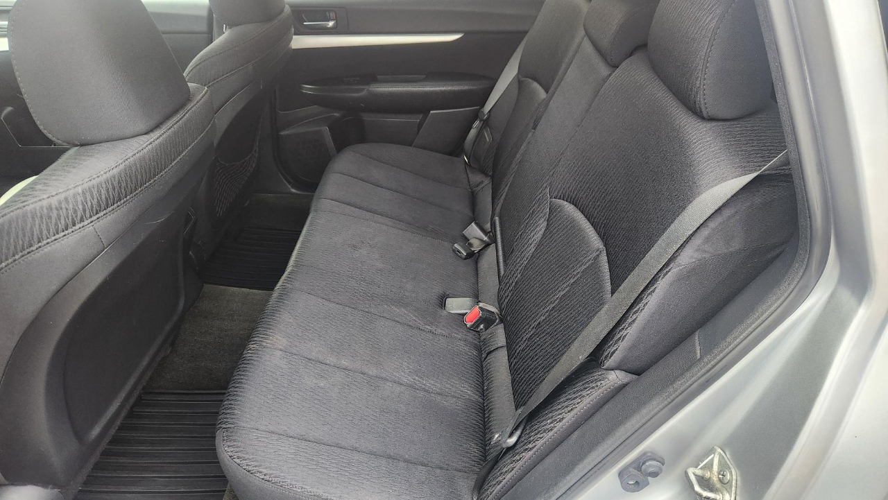 Subaru Outback 2.5i Premium 2012