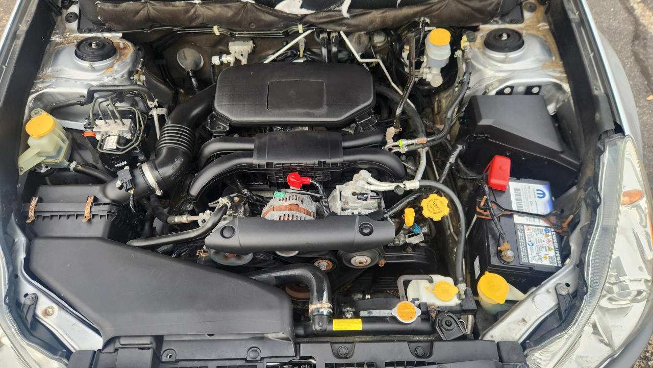 Subaru Outback 2.5i Premium 2012