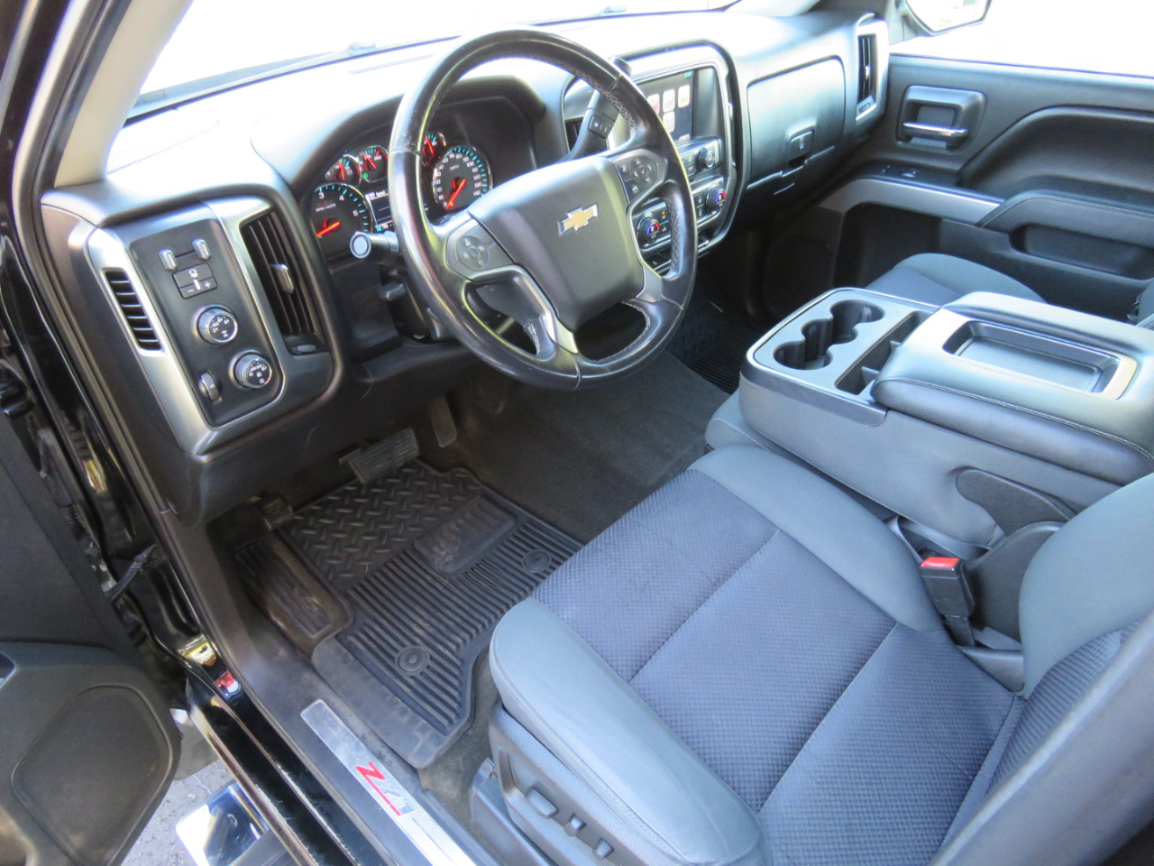 Chevrolet Silverado 1500 LT Crew Cab 4WD 2015 Chevrolet Silverado 1500 LT Crew Cab 4WD 2015