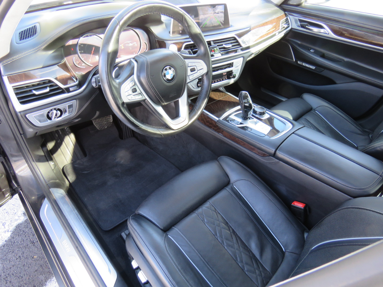 BMW 7-Series 750i xDrive 2018