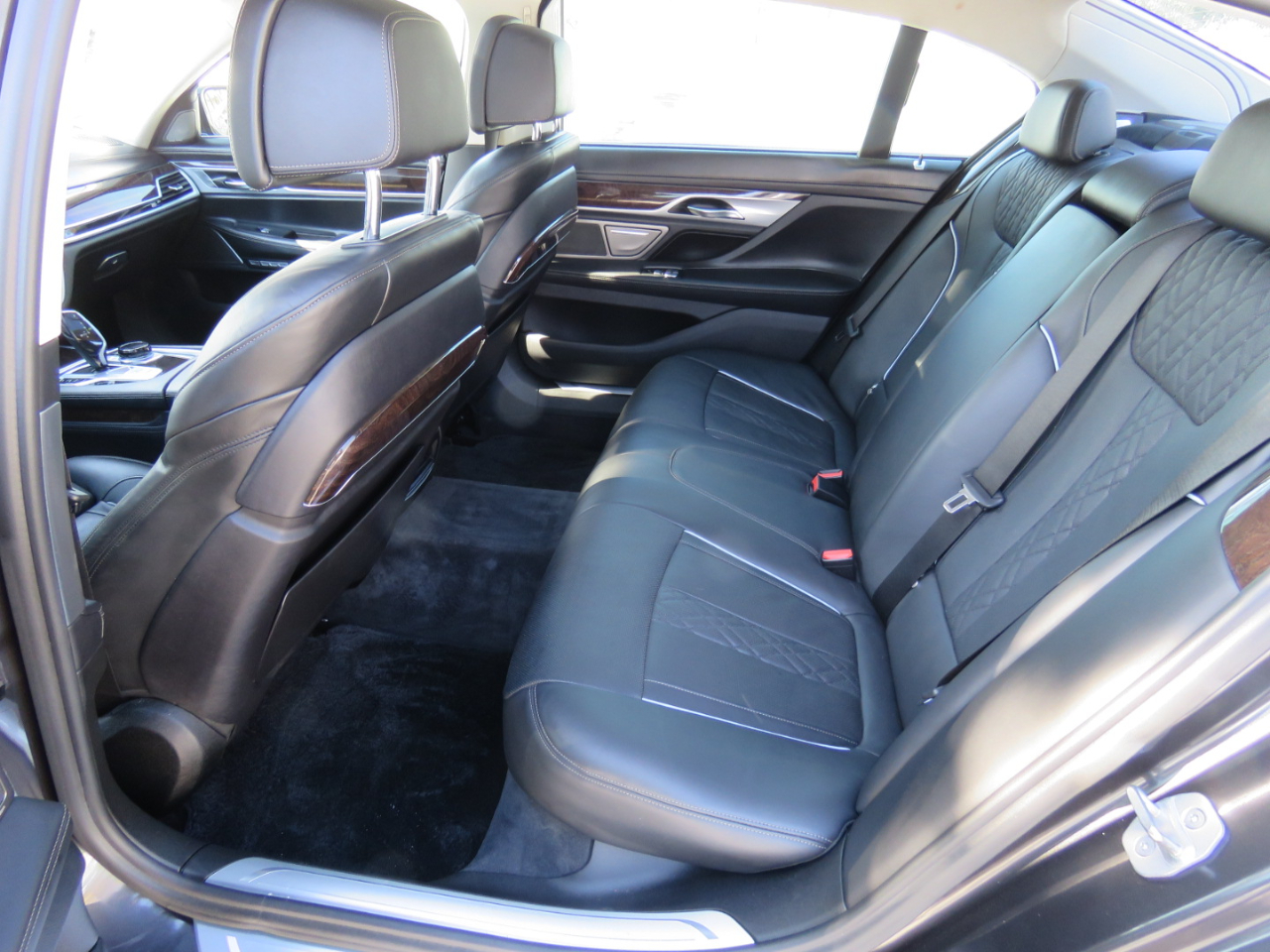 BMW 7-Series 750i xDrive 2018