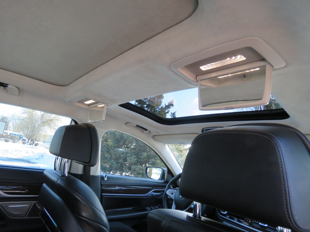 BMW 7-Series 750i xDrive 2018