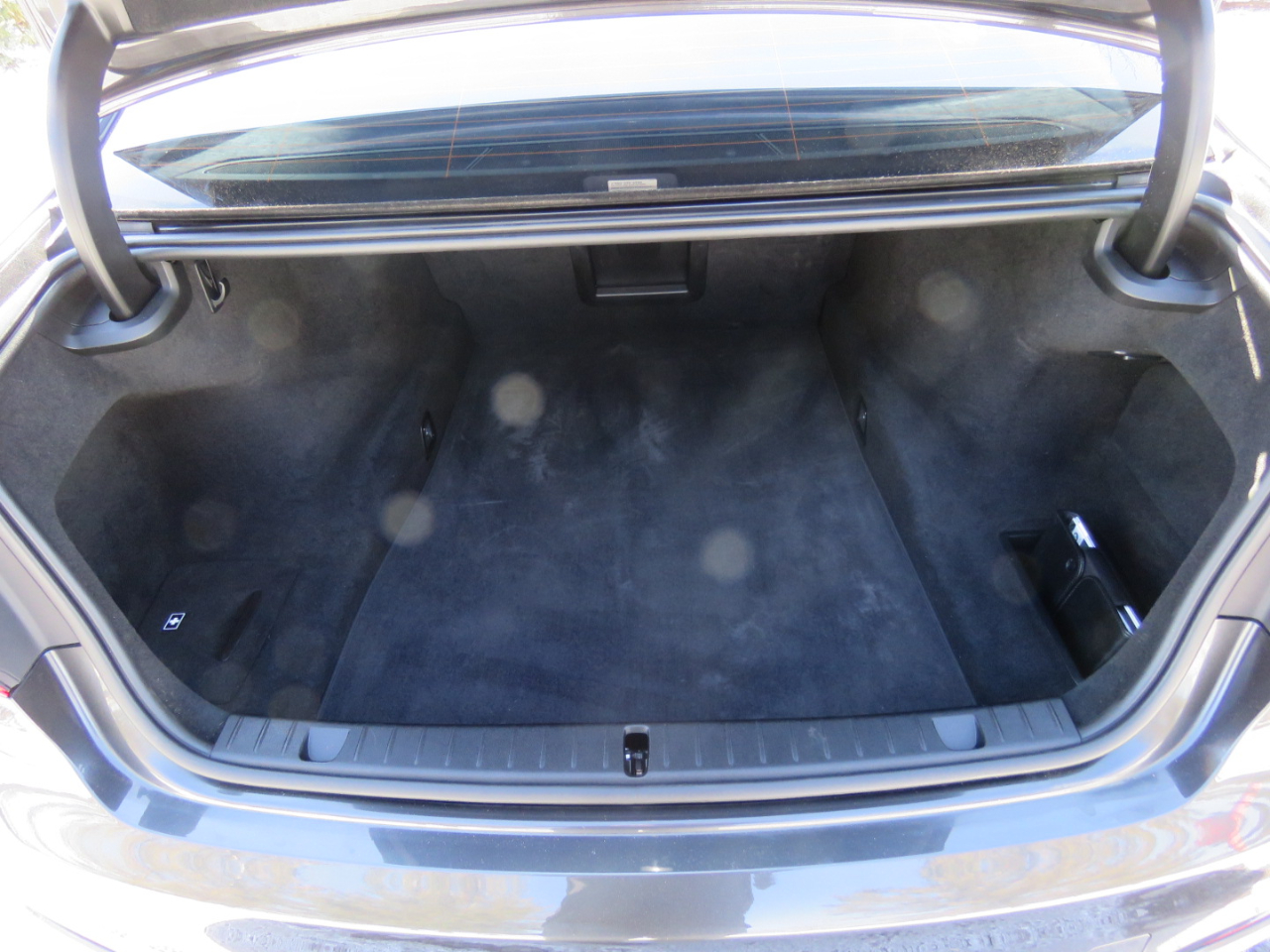 BMW 7-Series 750i xDrive 2018