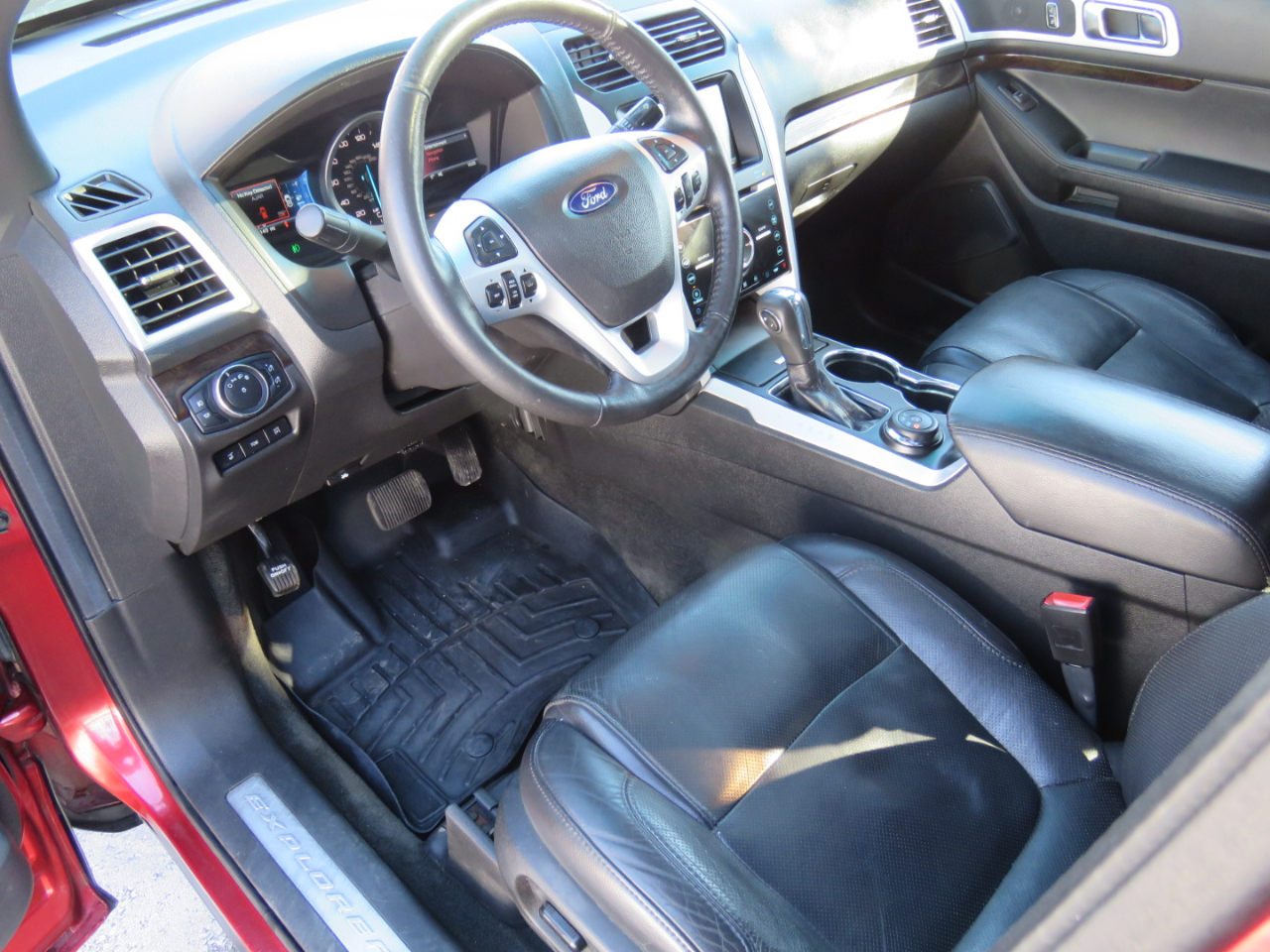 Ford Explorer Limited 4WD 2015