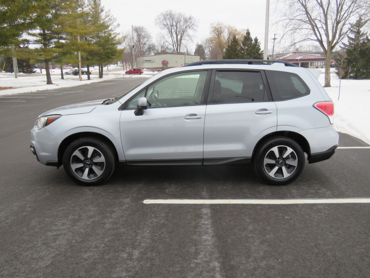 Subaru Forester 2.5i Premium PZEV CVT 2017