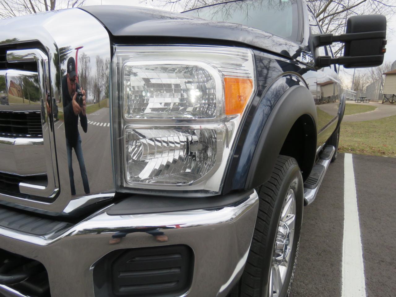 Ford F-250 SD XLT Crew Cab Short Bed 4WD 2015