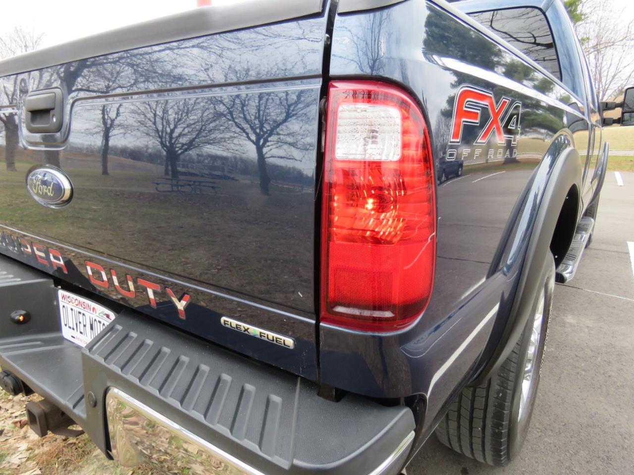 Ford F-250 SD XLT Crew Cab Short Bed 4WD 2015