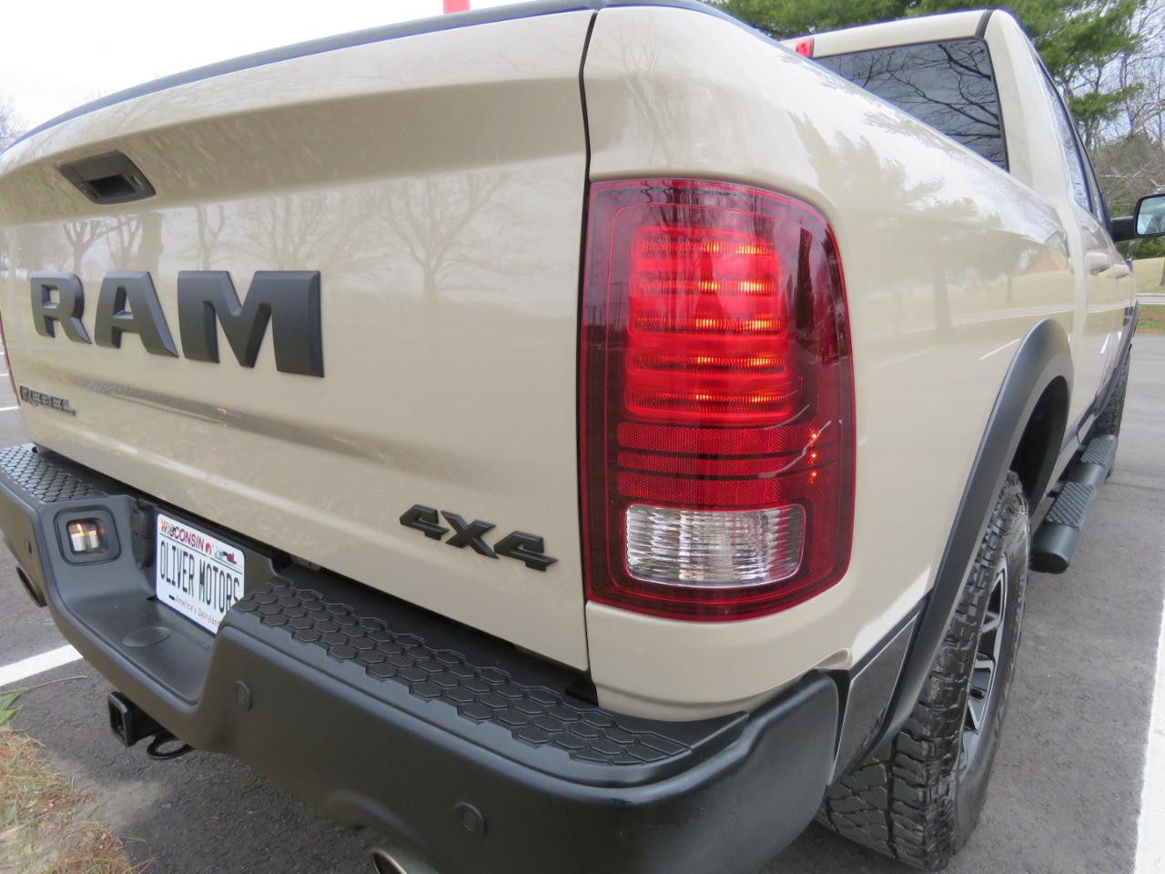 RAM 1500 Rebel Crew Cab SWB 4WD 2017