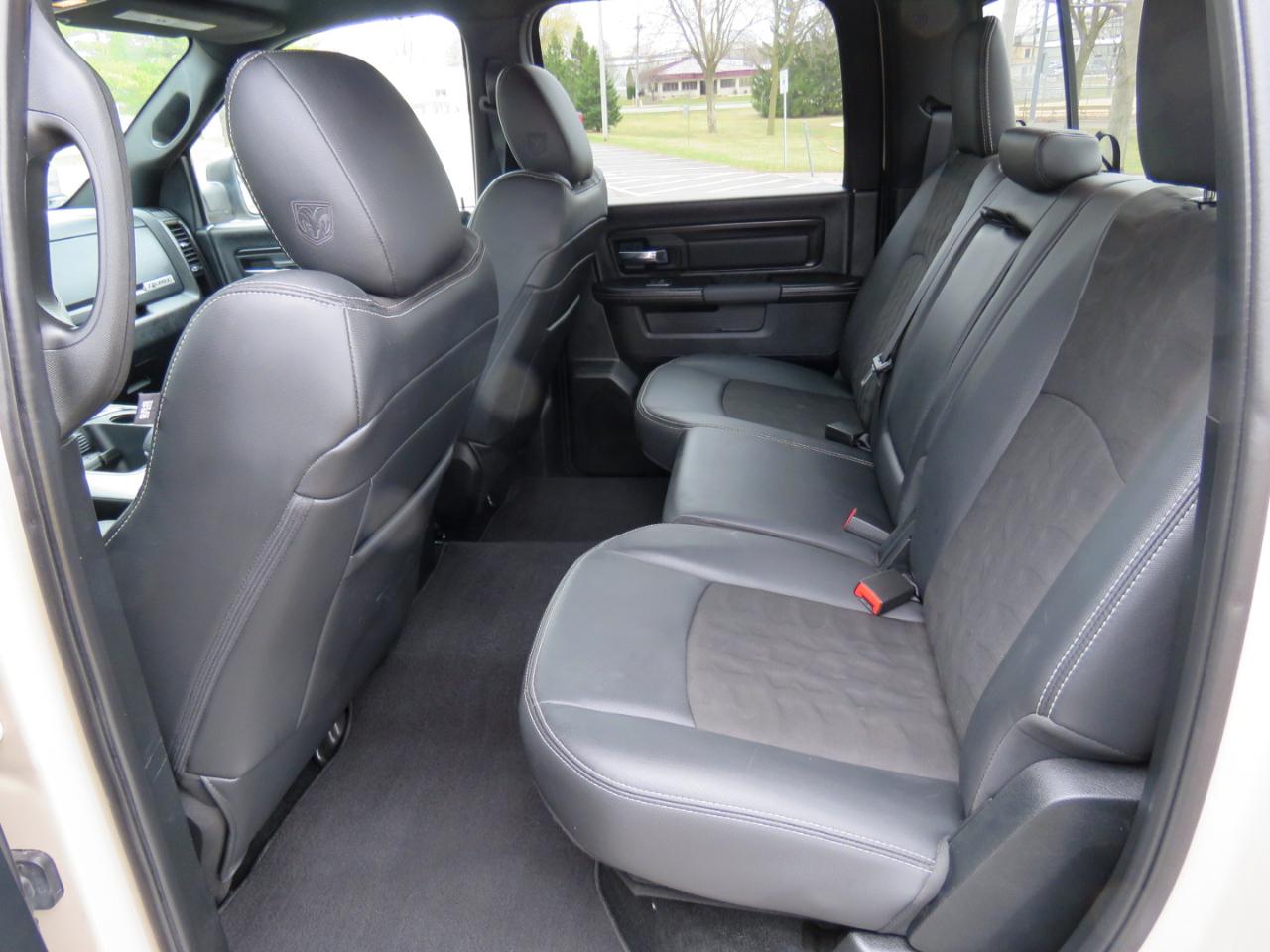 RAM 1500 Rebel Crew Cab SWB 4WD 2017