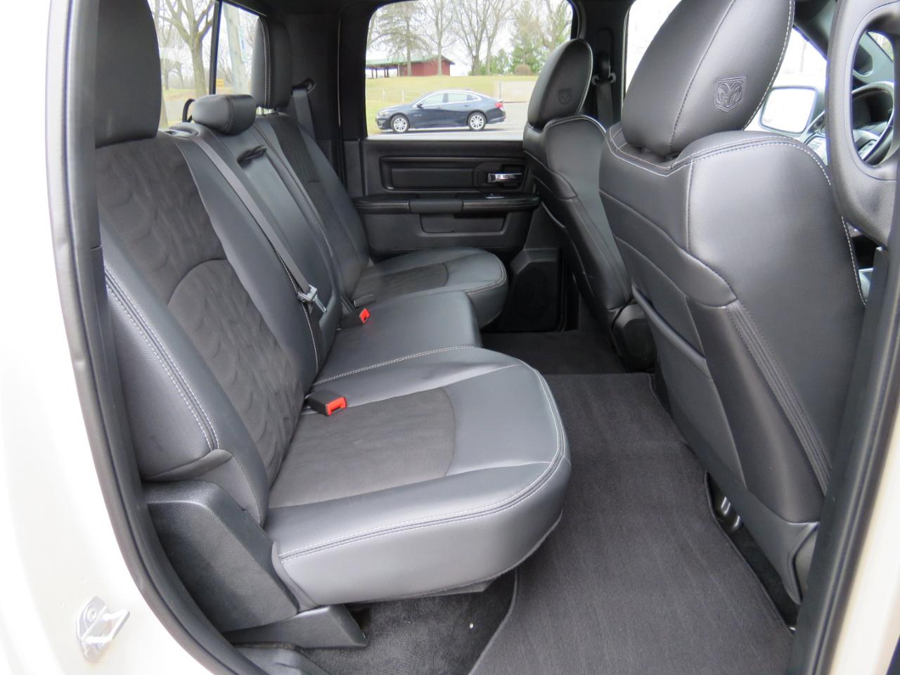 RAM 1500 Rebel Crew Cab SWB 4WD 2017