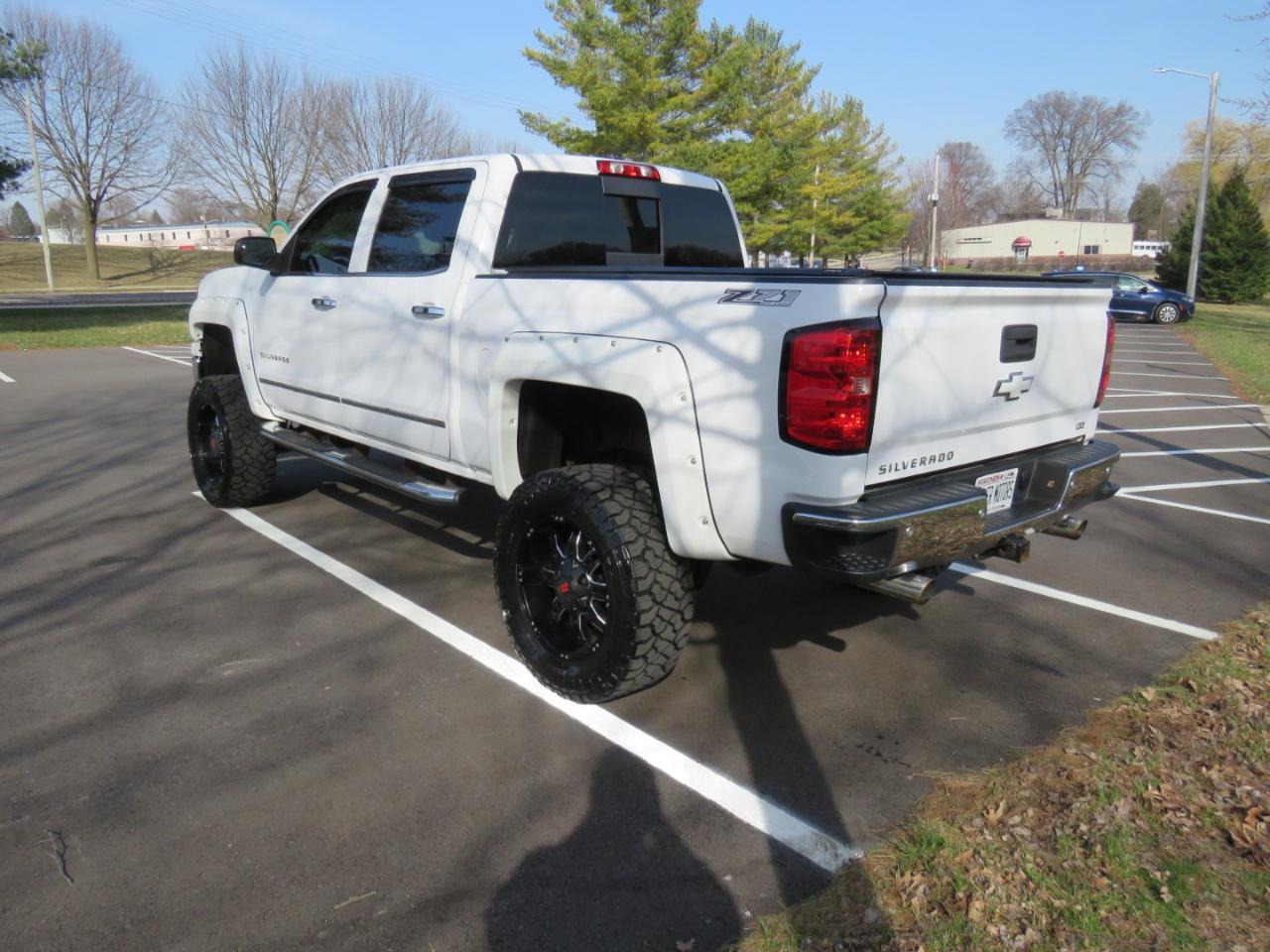 Chevrolet Silverado 1500 LTZ Z71 Crew Cab 4WD SWB 2015