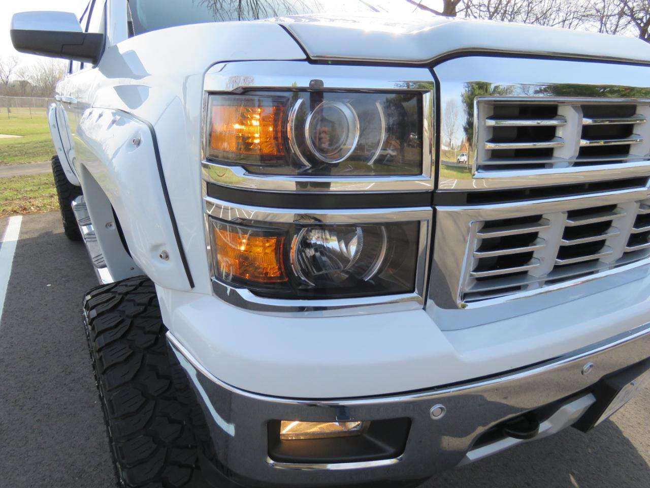 Chevrolet Silverado 1500 LTZ Z71 Crew Cab 4WD SWB 2015