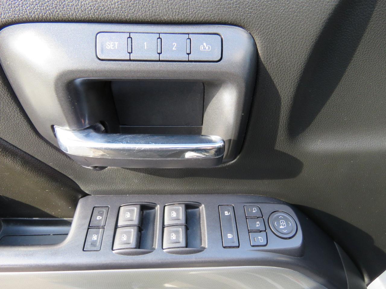 Chevrolet Silverado 1500 LTZ Z71 Crew Cab 4WD SWB 2015