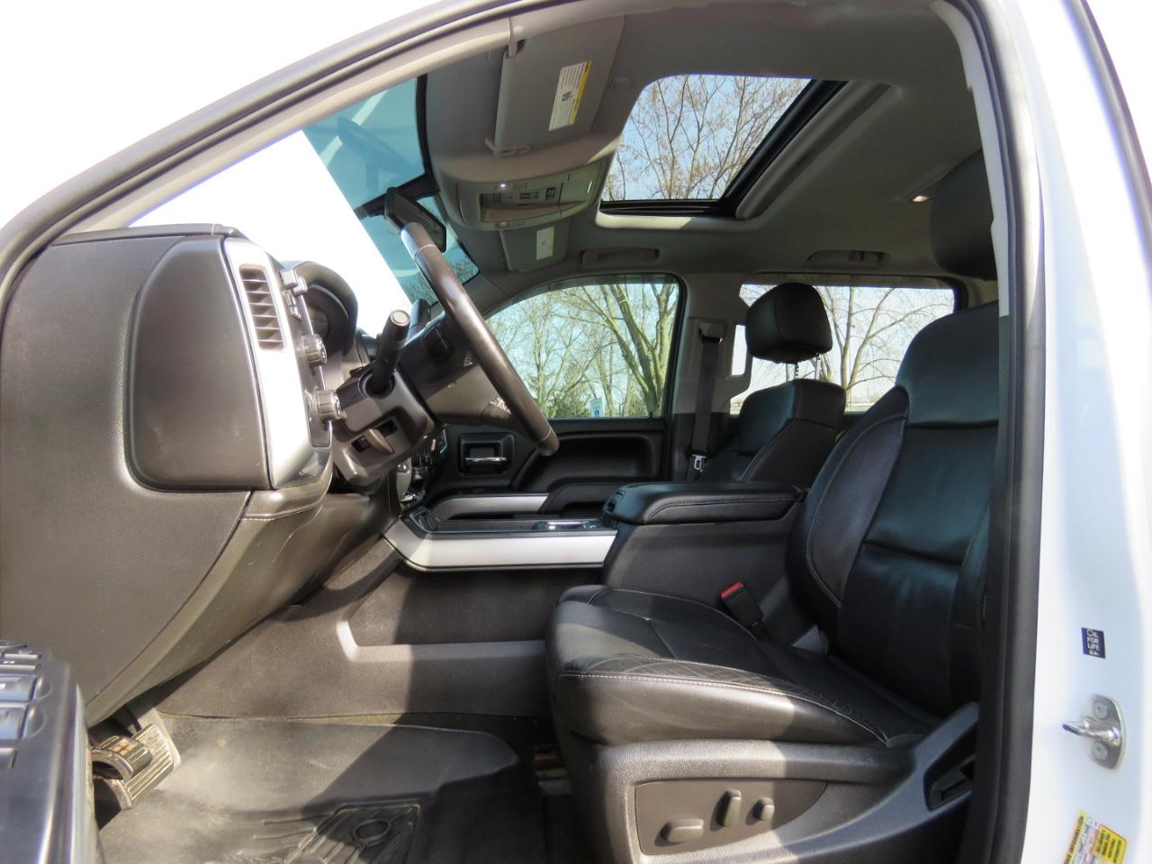 Chevrolet Silverado 1500 LTZ Z71 Crew Cab 4WD SWB 2015