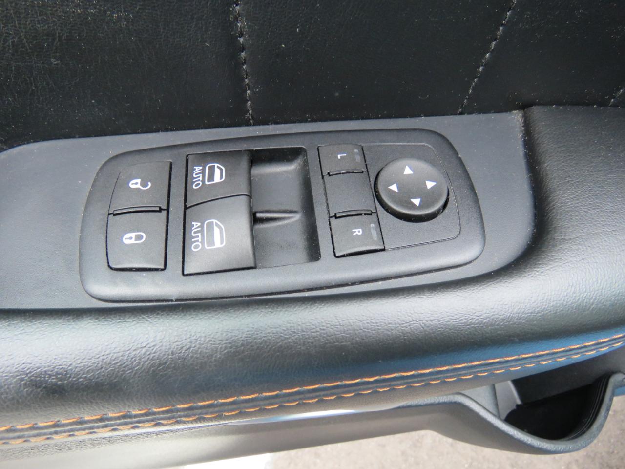 Dodge Challenger  2015